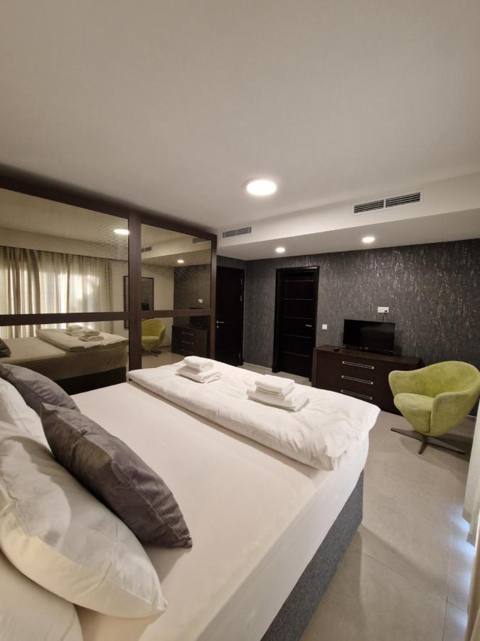 Korzo Suites St. Julian'S Exterior photo